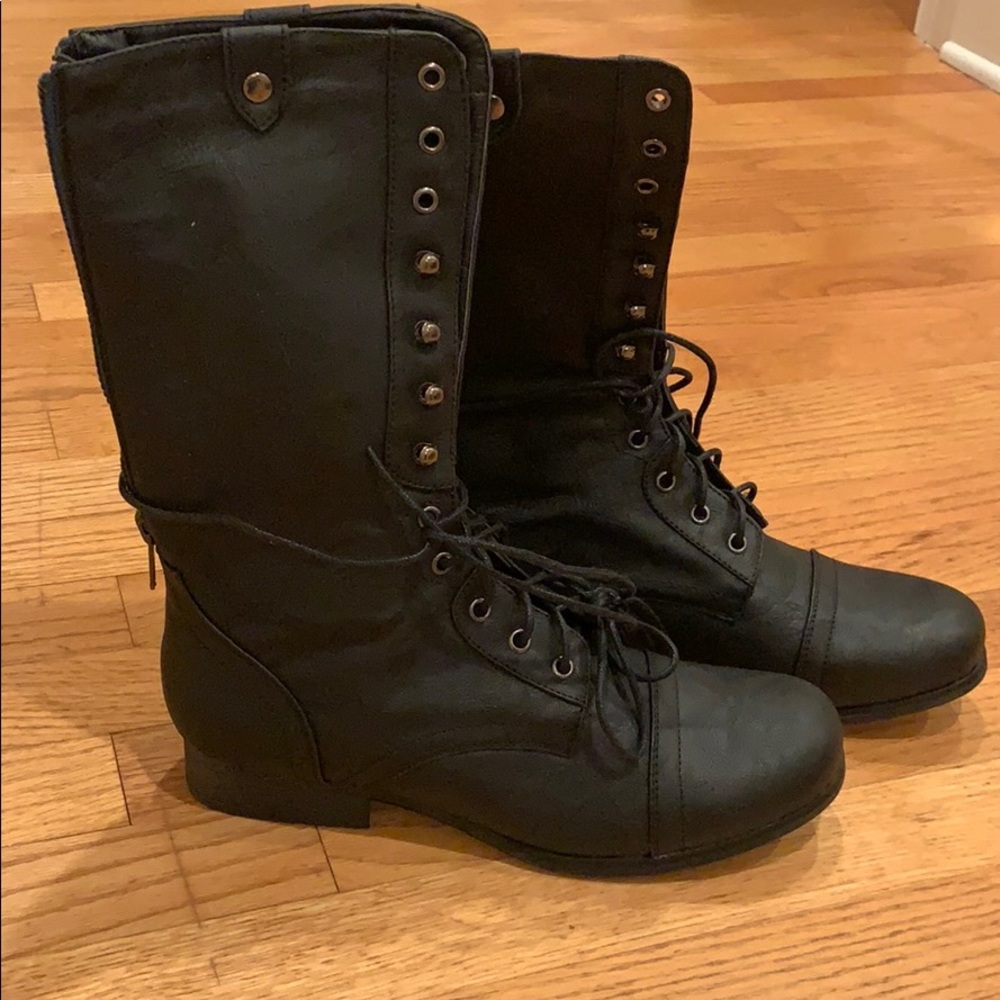 Madden girl lace up boots